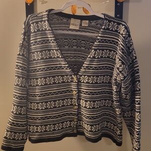 Patterned Black and White Sweater